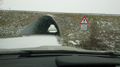 silnice je v zimě pro subaristy